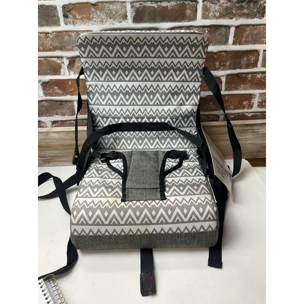 DreamBaby Gray White Booster Chair with Adjustable Harness